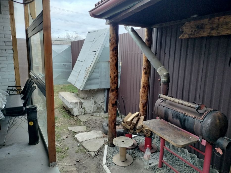 Продаж будинку ( частини) та земельної ділянки під ЗАБУДОВУ