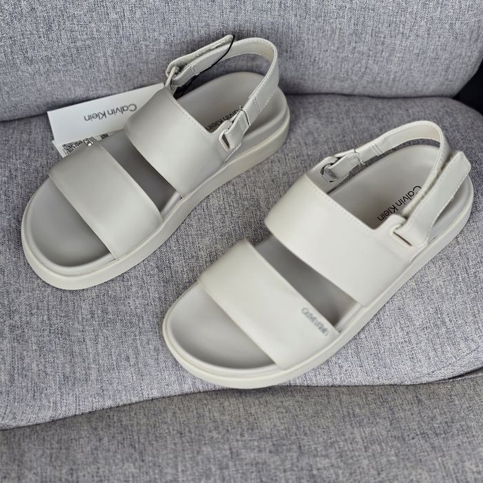 Жіночі босоніжки Calvin Klein