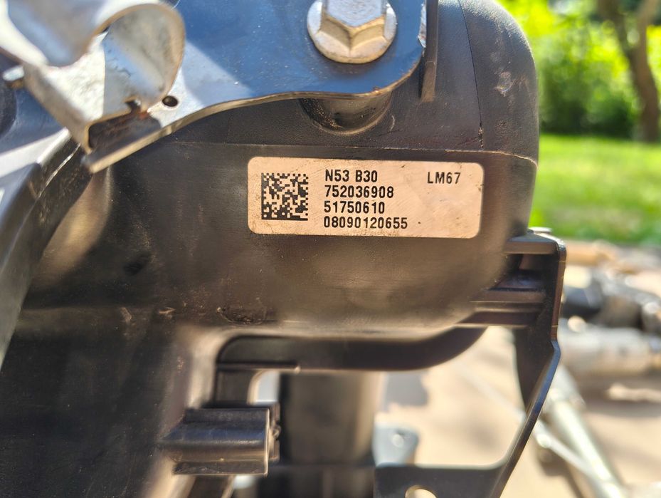 Kolektor ssący dolotowy N53B30 272km 330i 530i