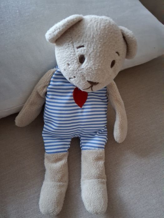 Mały mięciutki miś