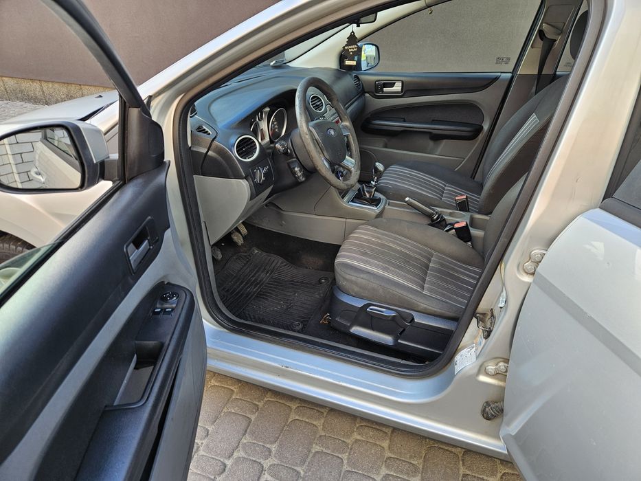 Ford Focus MK2  2008 рік 2.0 дизель для військових
