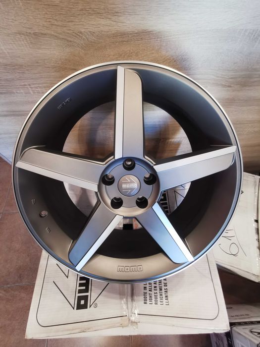 Легкосплавний диск MOMO Stealth R20 8,5J 5x112 ET35 DIA79,6 Mag Matt Anthracite Polished Arrow