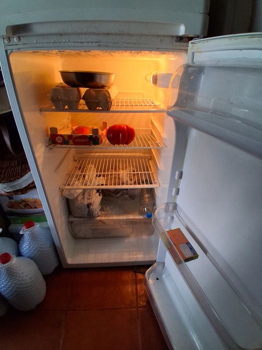 Frigorífico usado mas a funcionar