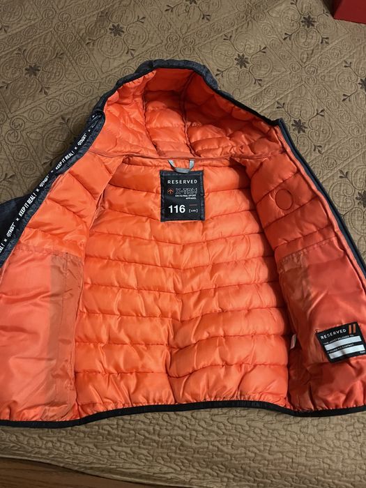 Курточка весняна