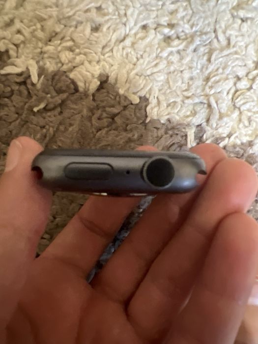 Часи apple watch 4 nike в гарному стані