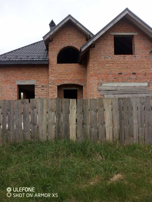 Продам будинок , продам дім .