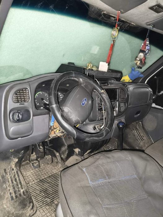 Продам форд транзит 2001 2,4 тди