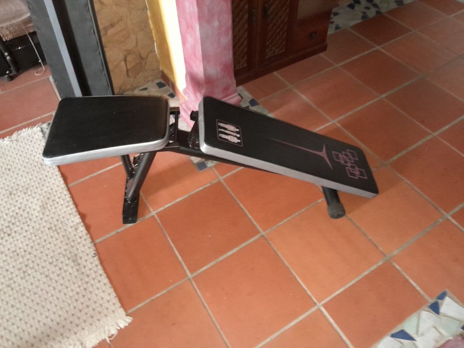 2 Bancos de musculação