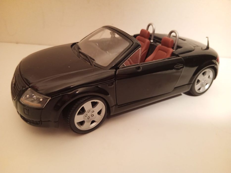 Miniatura 1/18 AUDI TT Roadster Arroios • OLX.pt