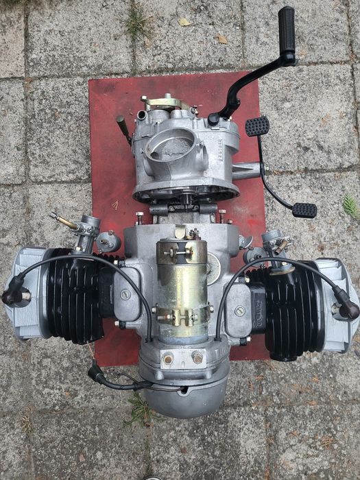 Silnik skrzynia biegów k 750 wsteczny
