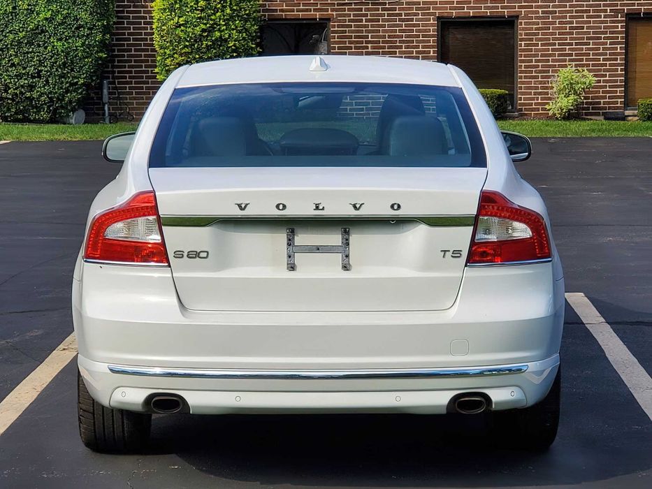 Volvo S80      2016