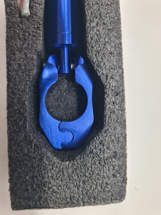 Braço universal  extensível para bicicleta - novo