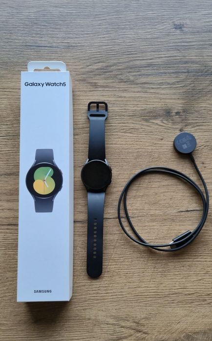Samsung Galaxy Watch 5 SM-R900