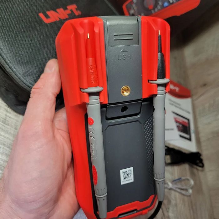 Мультиметр UT61E+,UT61D+,UT61B+ и UT61E.С чехлом.