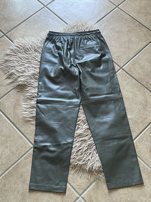 Calças napa verde tropa Mango XS