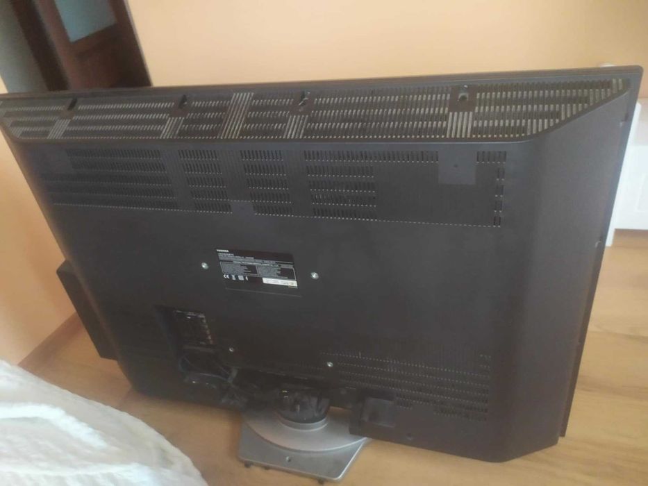 Telewizor Toshiba LCD 42 cale