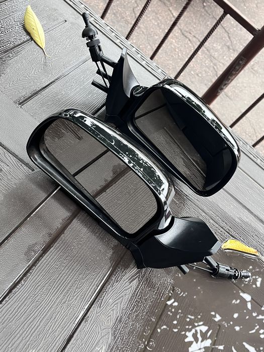 Дзеркала бічні на ваз