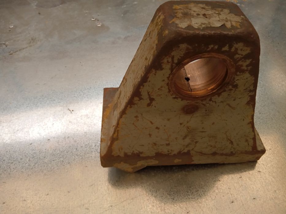 Серьга фрезерного станка