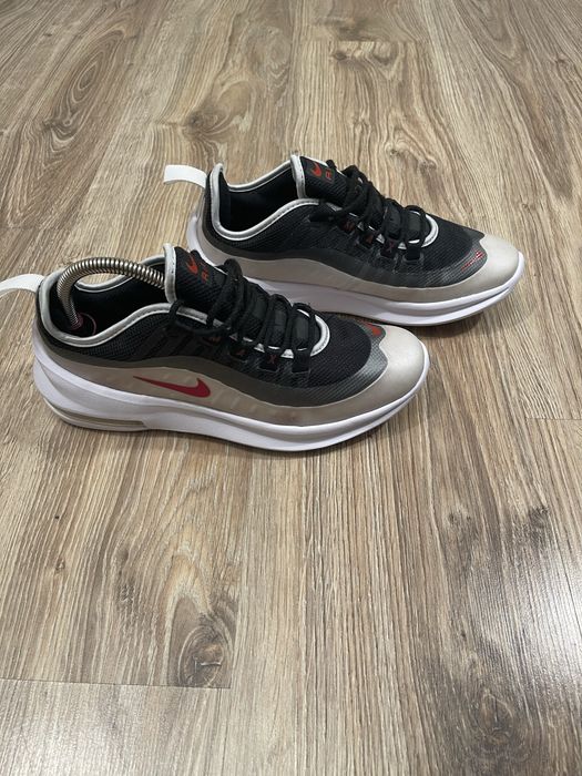 Nike - Air Max Axis