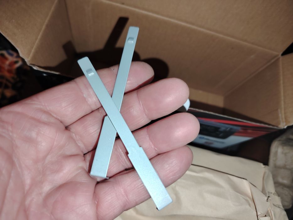 Auto rádio novo Bluetooth, USB, voice assistant, MP3 -Veja a descrição