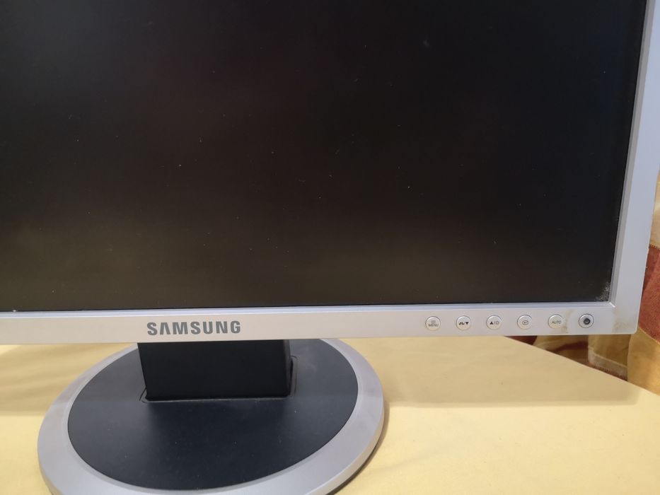 Monitor Samsung p peças