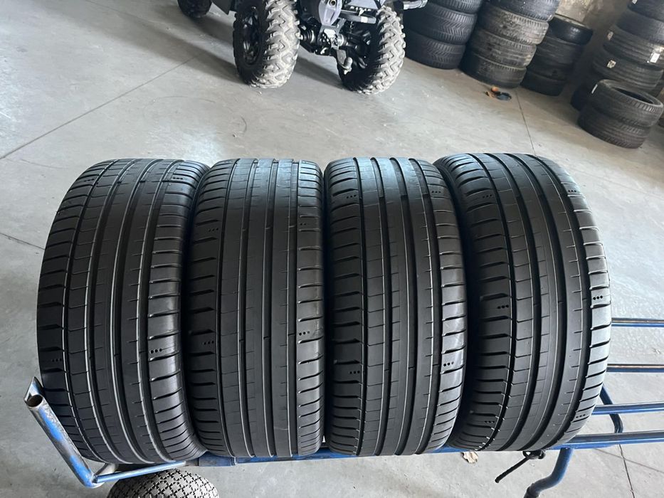 245/40/19 R19 Michelin Pilot Sport 5 4шт