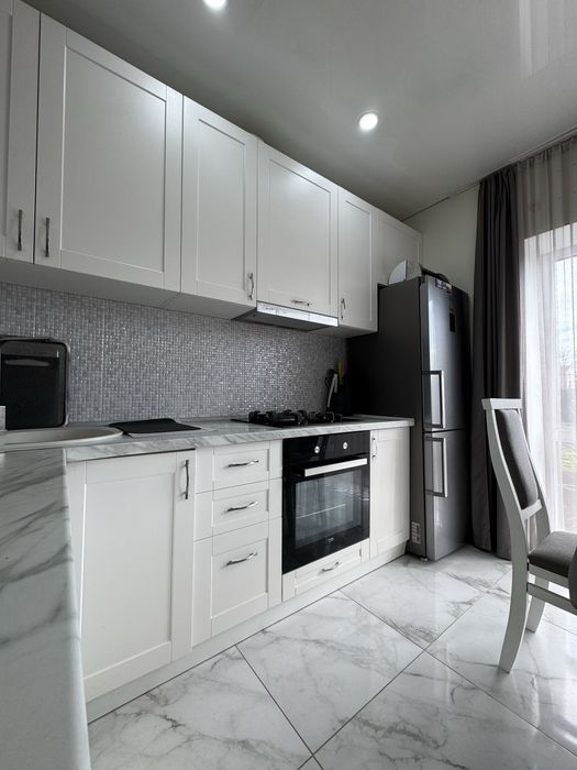 Продаж гарного сучасного будинку для вашої сімї