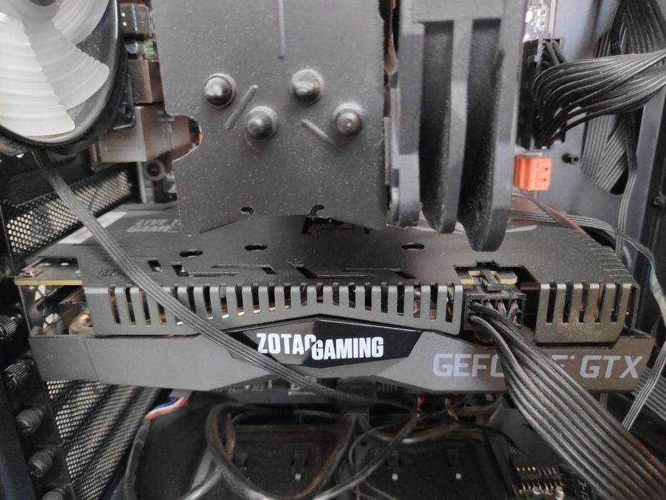 ZOTAC Gaming GeForce GTX 1660 Ti AMP