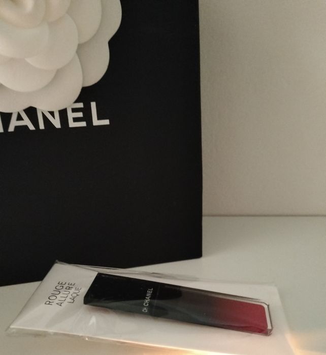 Chanel broszka - nowa