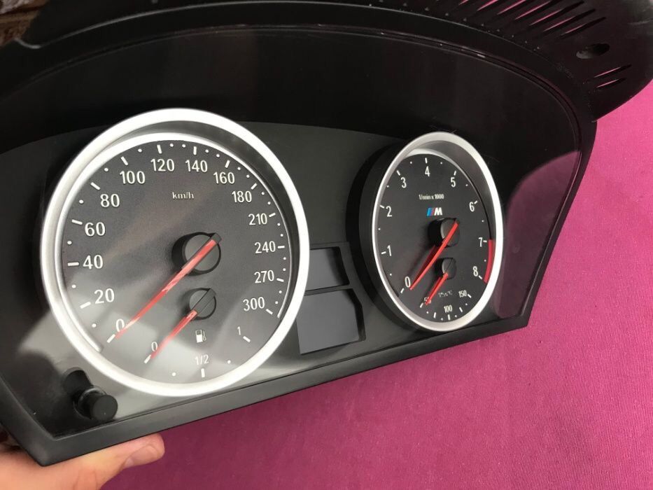 BMW Европейские шкалы E60 E61 E70 E71 E90