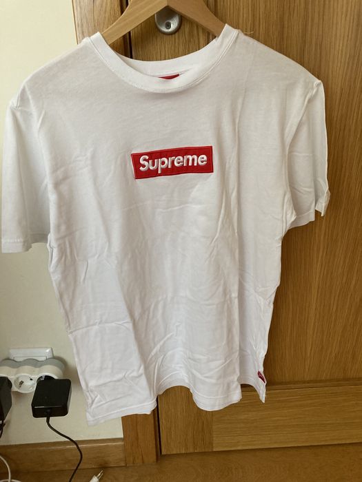 Supreme Tshirt branca