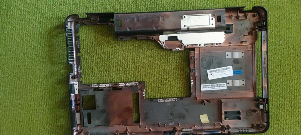 Разборка Lenovo G550 G555