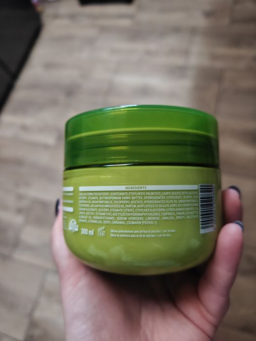Deliplus Olive Cream 300 ml | Nawilżający krem do twarzy i ciała |
