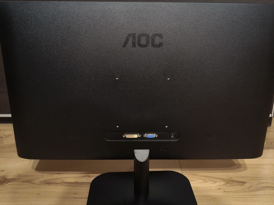 Monitor AOC FullHD