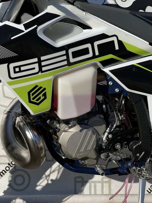 Мотоцикл Geon Dakar GNX 300 2T