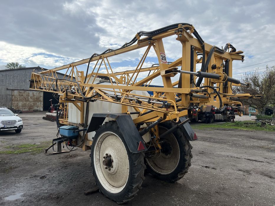 Оприскувач Богуслав 24м