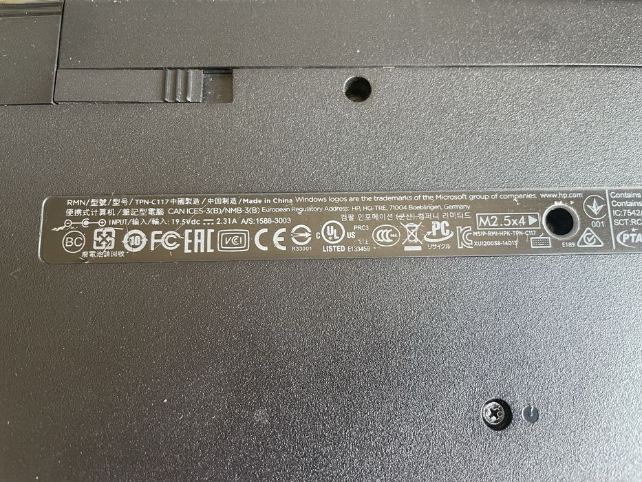 Ноутбук HP 17 дюймів
