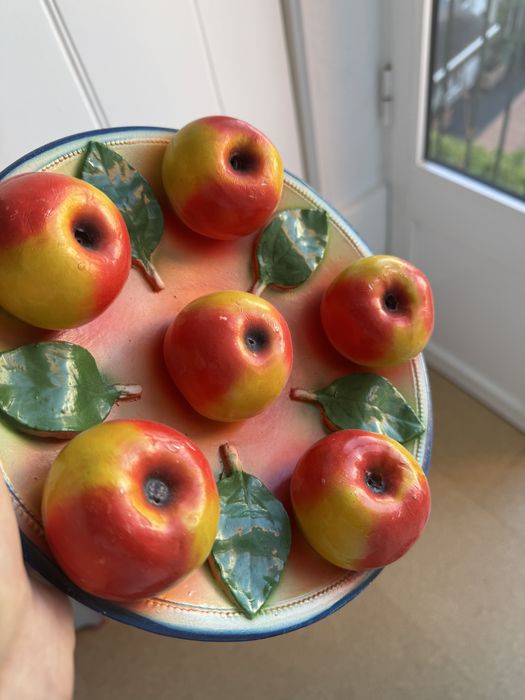 Prato decorativo de cerâmica