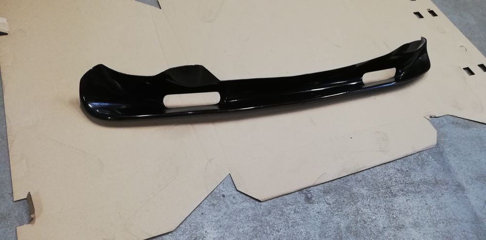 Fiat 126p spojler pod przedni zderzak do wersji P4 lub chrom