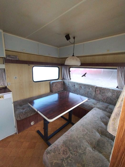 Przyczepa kempingowa stacjonarna Knaus 6,5 m zimowy dach