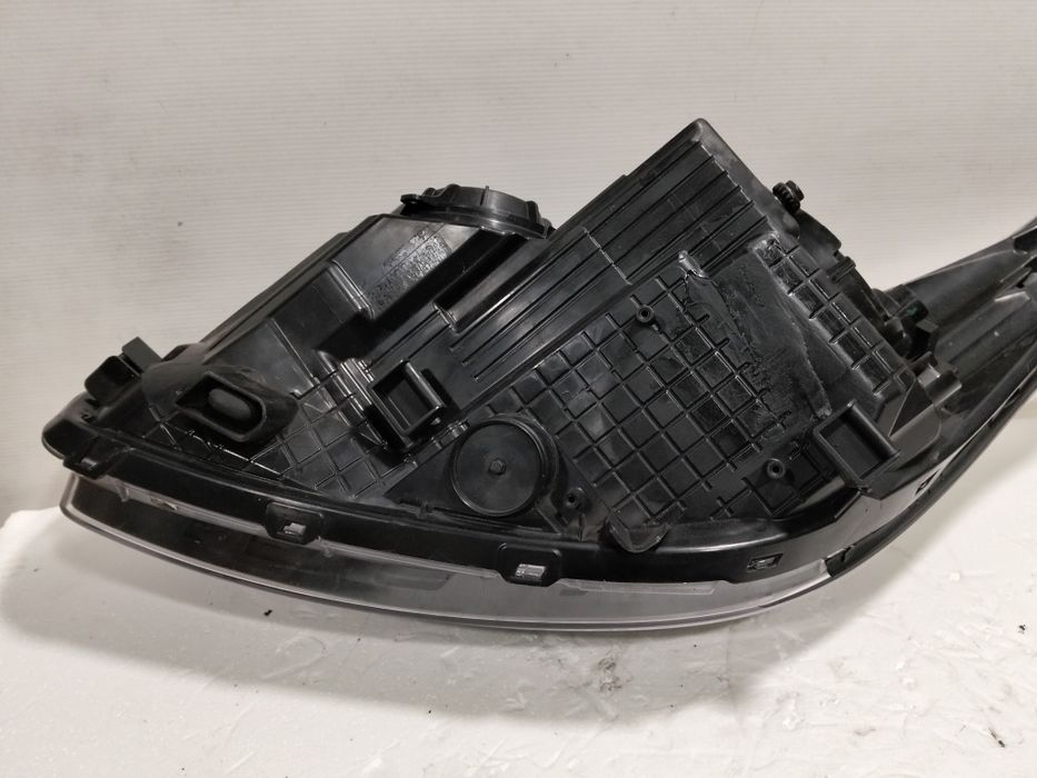 Farol Kia ceed otica original 2015 direito