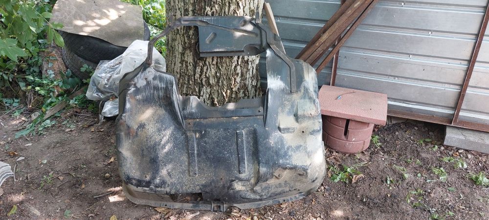 Захист двигуна та днища