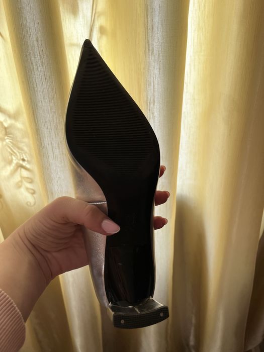 Туфлі срібні Zara шкіра