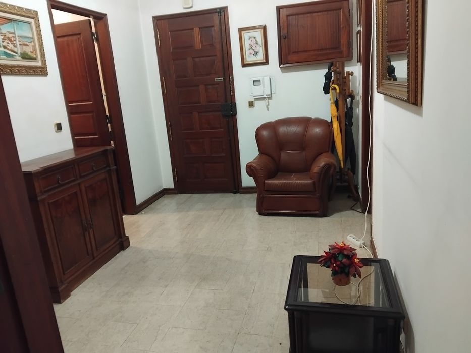 Aluguer quarto t3 01/10