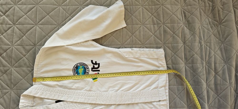 Strój do taekwondo dla dziecka