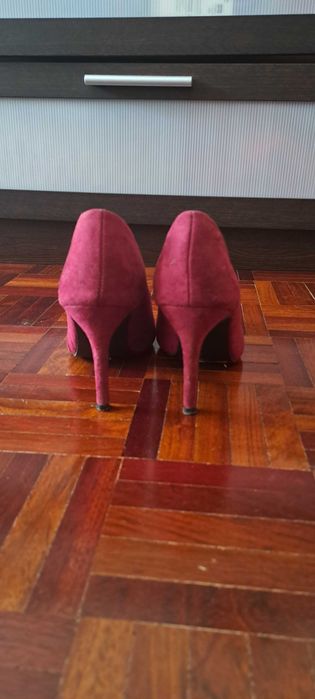 Bordeaux Shoes Size 38