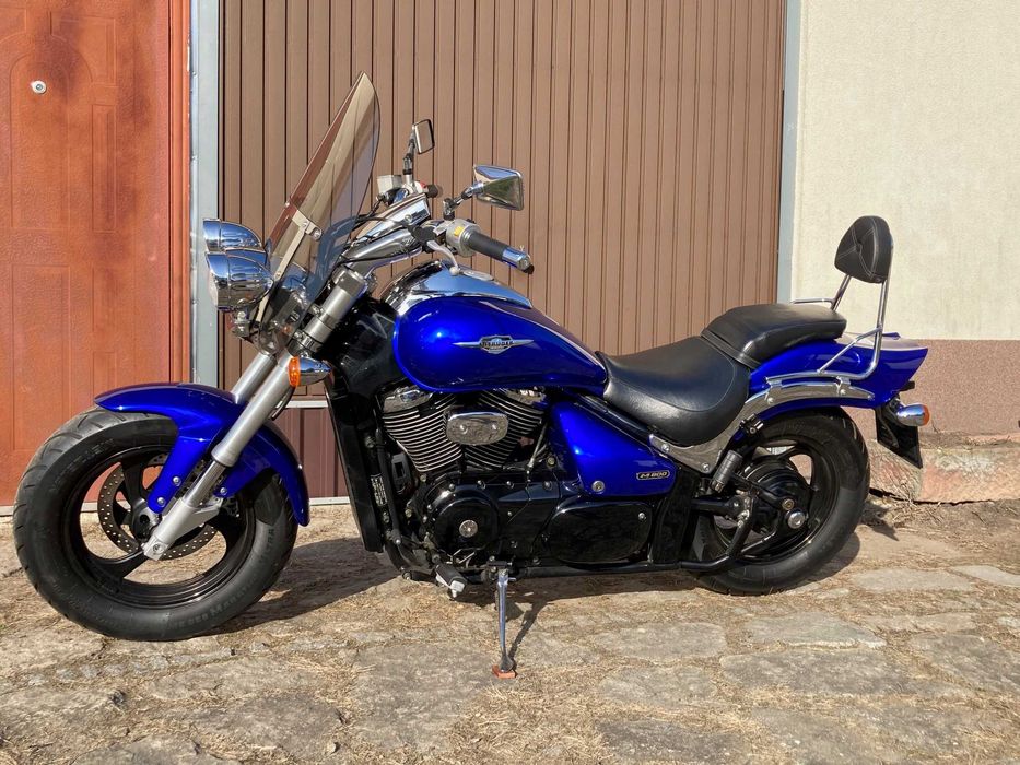 Suzuki Intruder 800