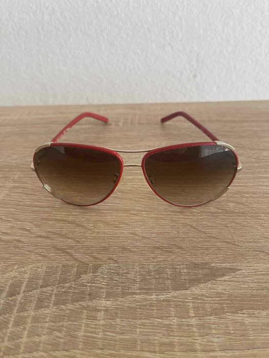 Óculos de sol aviador Chloé com aro vermelho