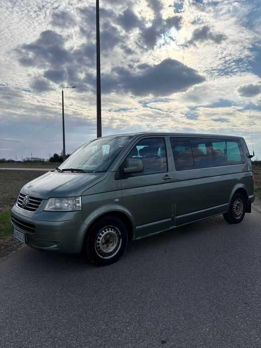 VW  T5 carawelle 9 miejsc 2.5tdi