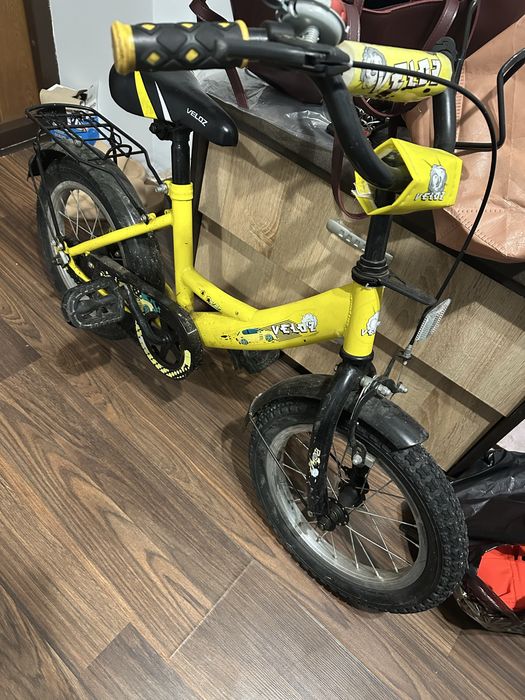 Продам ровер з допоміжними колесами